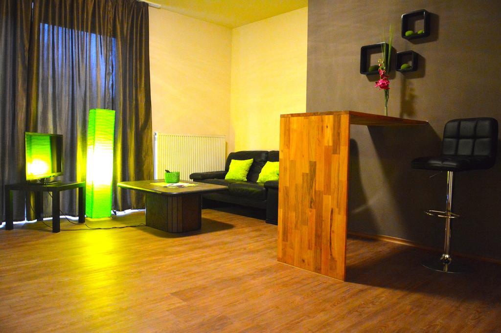 Hotel Haus Krone Bexbach Habitación foto