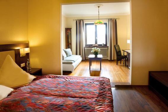 Hotel Haus Krone Bexbach Habitación foto
